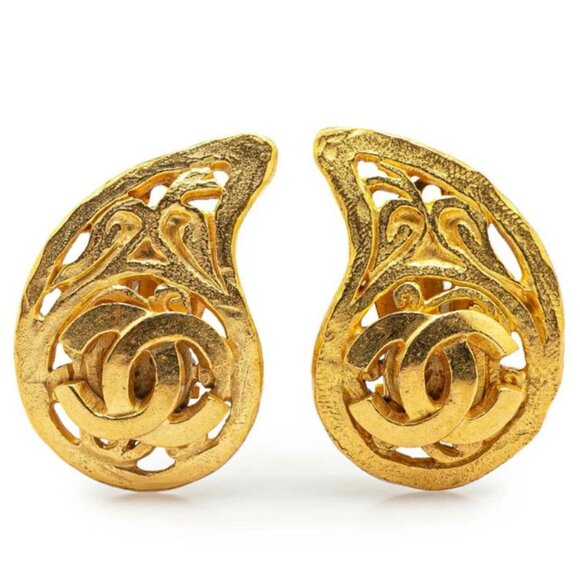 CHANEL CC Logos Teardrop Vintage Clip-On Earrings Gold Tone 95A Auth w/Box #0020 - Picture 1 of 4